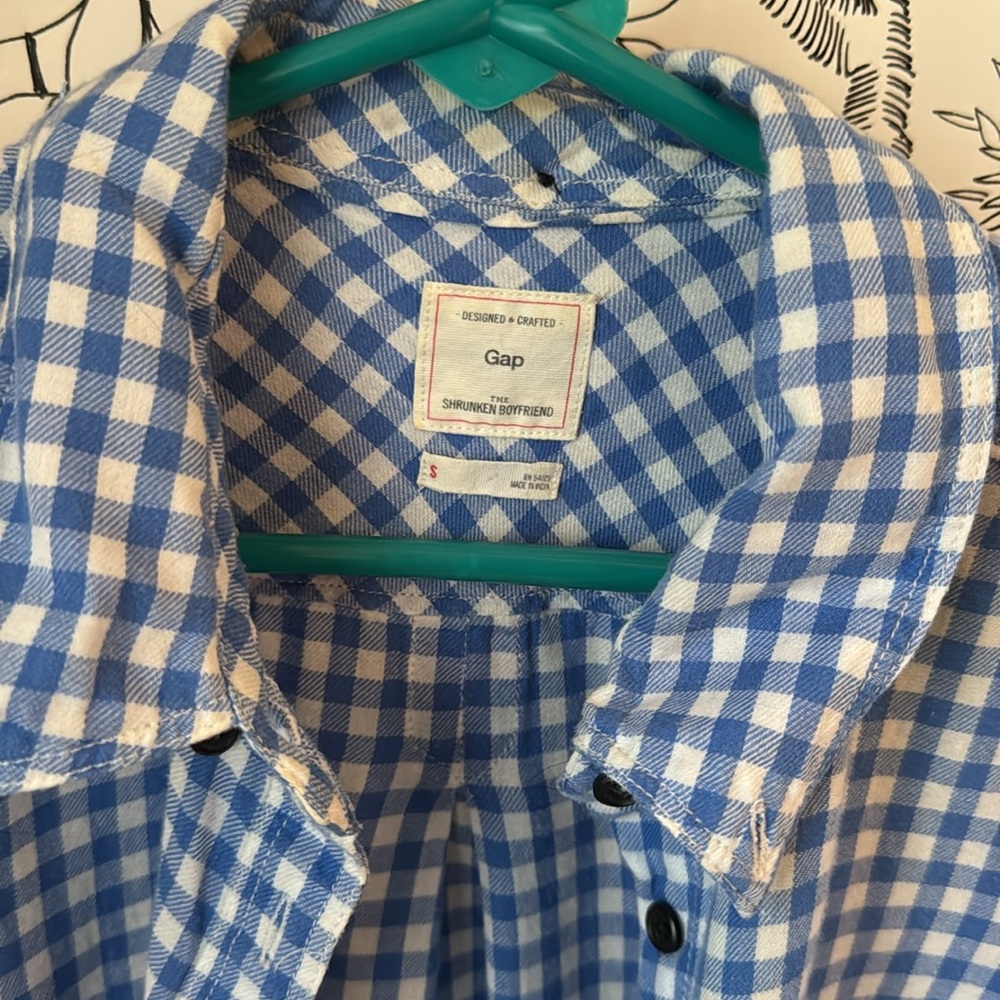 GAP soft button up - Picture 2 of 3